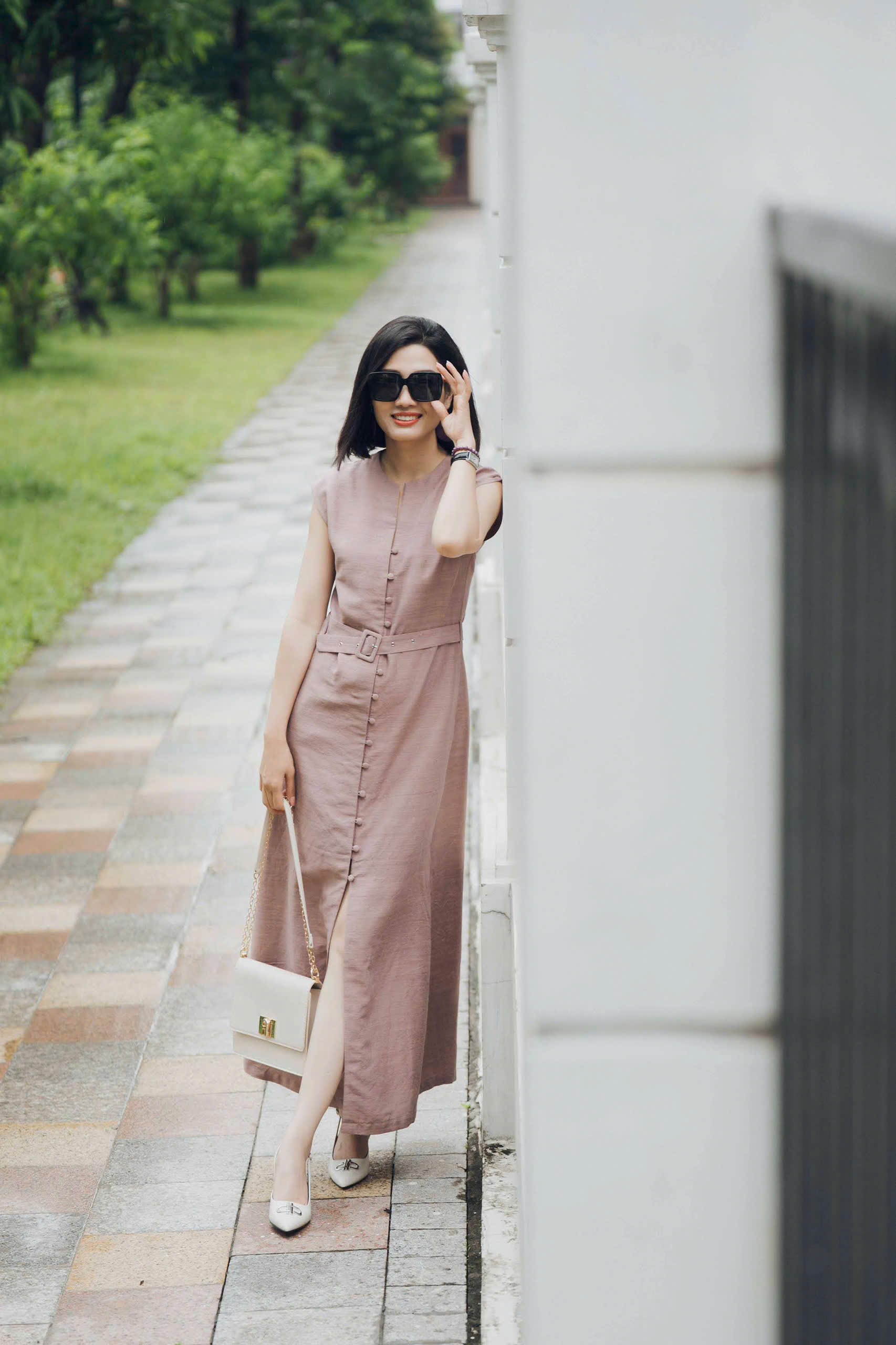 Dusky Rose Dress | “Tro Hoa” Round Collar Dress 