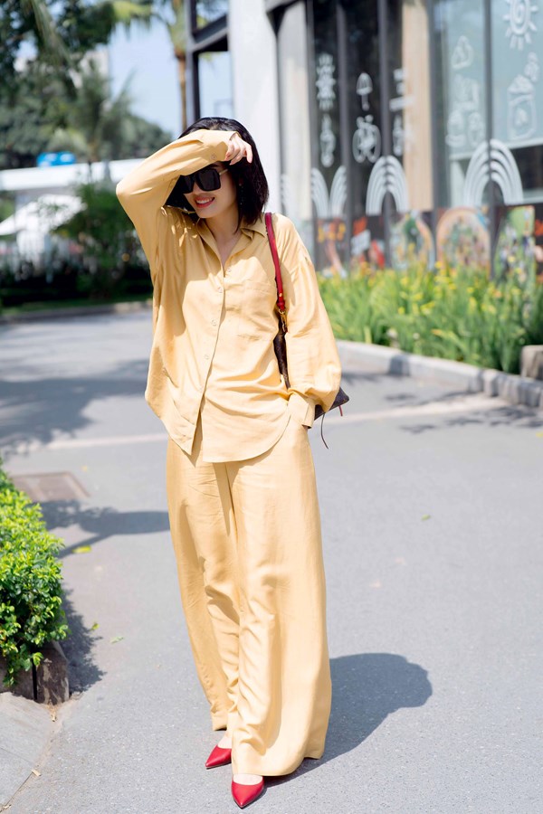 Thea Shirt Silk Yellow