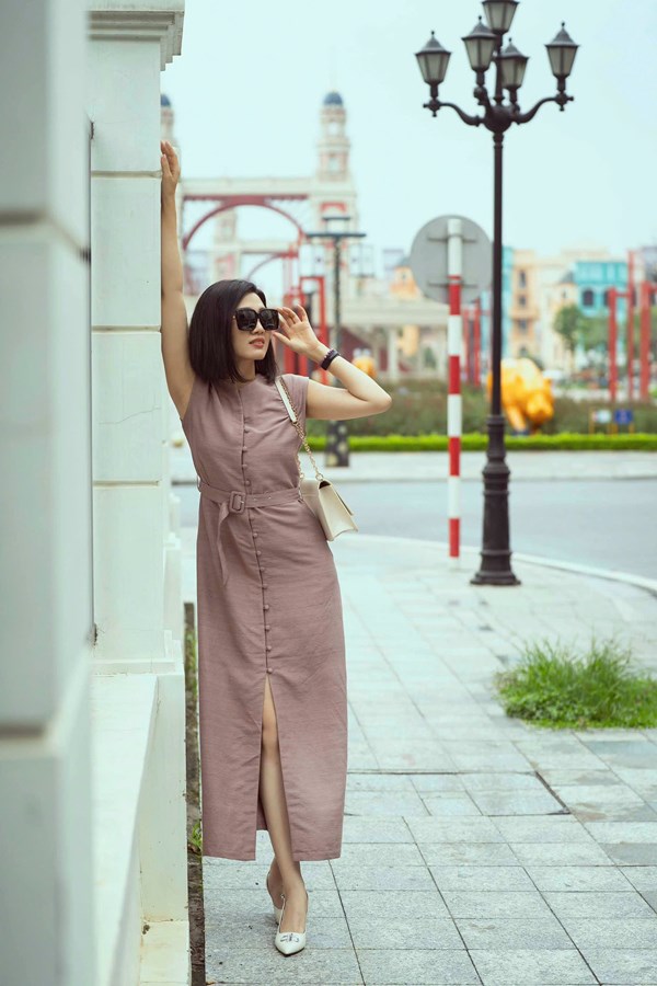 Dusky Rose Dress | “Tro Hoa” Round Collar Dress 