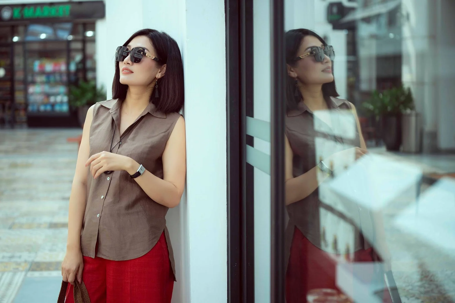 Quiet Luxury là gì? Tại sao đũi tằm là chất liệu đại diện hoàn hảo